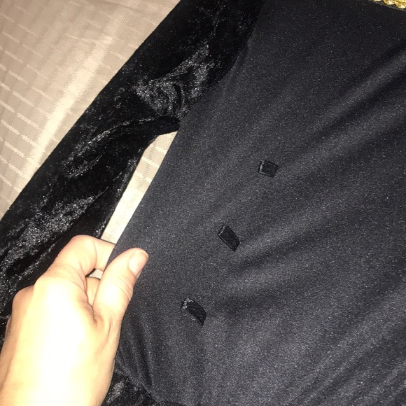 Children’s Medieval Gown- Costume - Picture 6 of 6